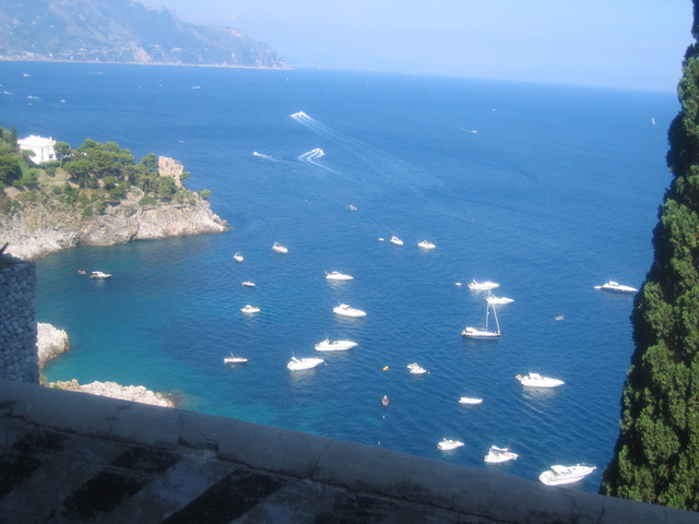 Drive along the Amalfi Coast