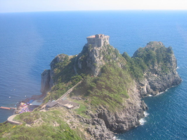 Driving along the Amalfi Coast 2