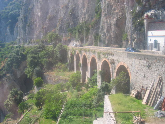 Driving along the Amalfi Coast 4