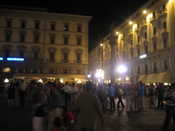 Busy piazza 1