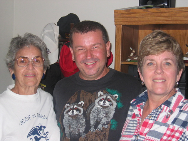 Greg, Nannie, Mom