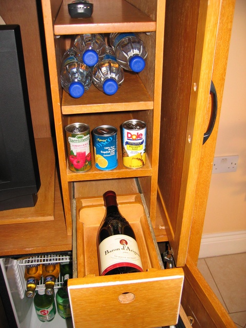 Mini Bar